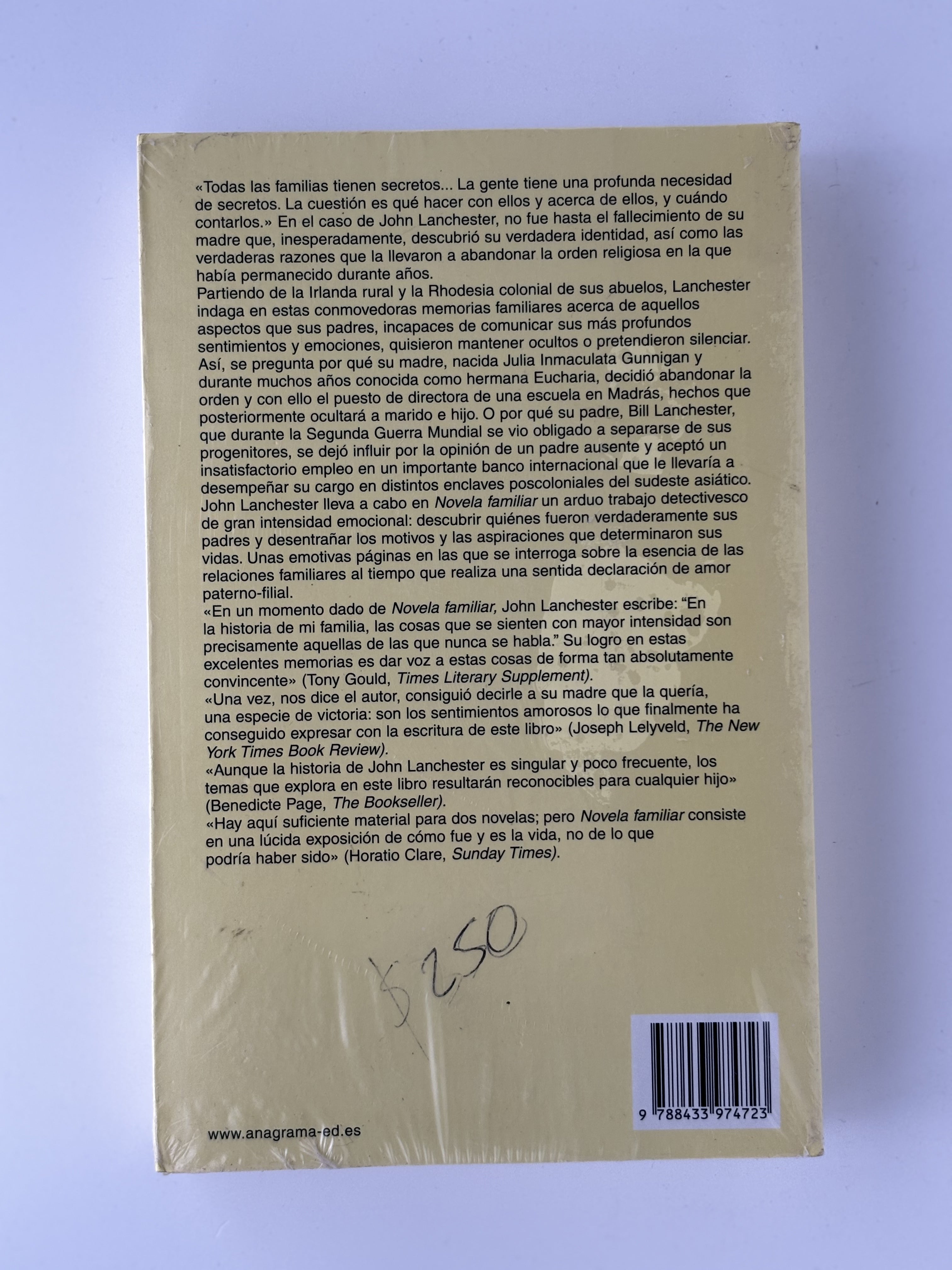 Novela familiar - John Lanchester